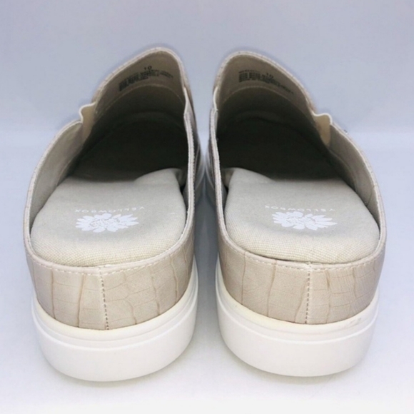 ☆☆☆FINAL PRICE☆☆☆    Yellow Box Meredith Ivory Slip-On Mules BNIB 10 - Picture 3 of 4